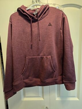 Reebok Women’s Maroon Pullover Hoodie Large